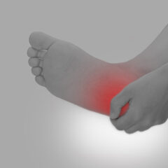 【むくみ・だるさ】在宅勤務の人必見！足の疲労を軽減する方法まとめ