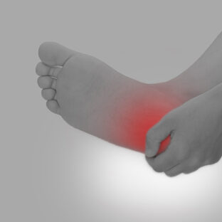 【むくみ・だるさ】在宅勤務の人必見！足の疲労を軽減する方法まとめ