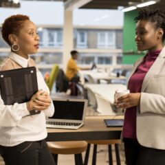 デスクワークを快適に行うためには血流の改善がカギ！